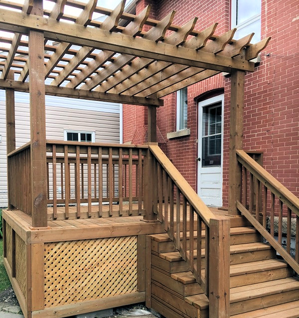 Roman Scapes Landscaping and Carpentry in Winnipeg